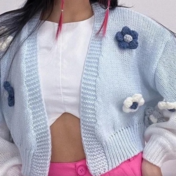 Boho Floral Crochet Open Front Crop Cardigan - Picture 9 of 10